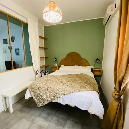 San Eloy Con Patio Privado アパート *