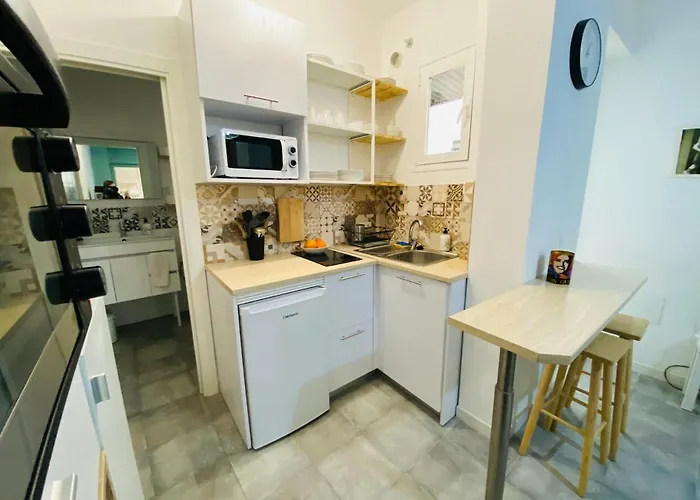 San Eloy Con Patio Privado דירה